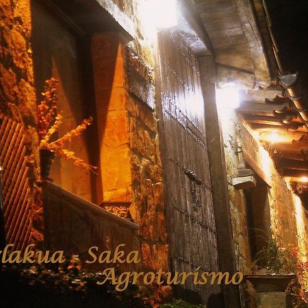 Perlakua Saka Villa Deba Kültér fotó