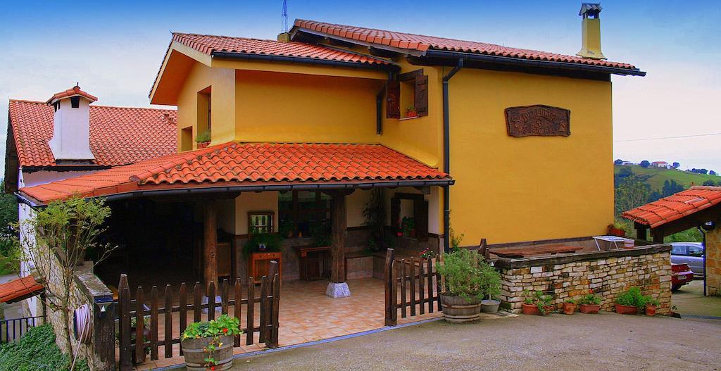 Perlakua Saka Villa Deba Kültér fotó